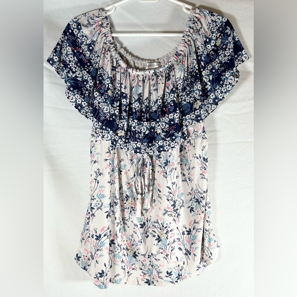 Motherhood Maternity Other - Motherhood Maternity shirt